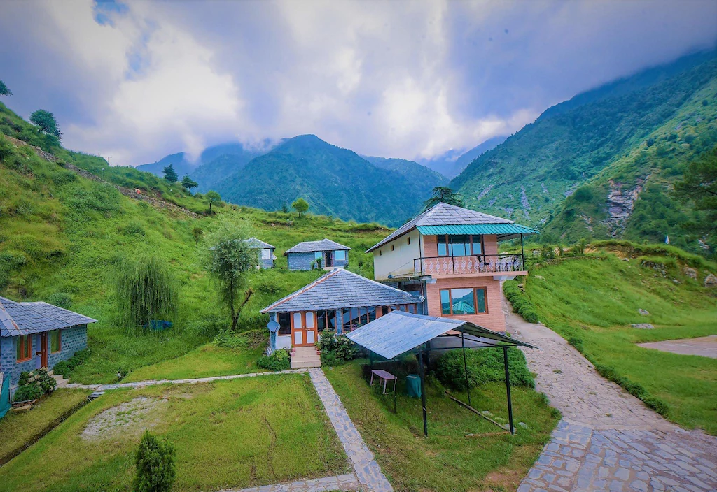 Complete Travel Guide to Dharamshala – Explore the Beauty of Himachal Pradesh